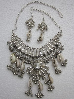 Cowrie Sea Shell Jewelry| Necklace Earring| Handmade Jewelry| Beach Beach Jewelry| Tribal Hippie Gypsy Rave Festival Boho Necklace f1392