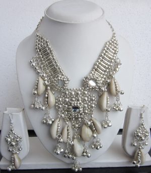 Cowrie Shell Surfer Beach Metal Bead JEWELRY Tribal Gypsy Necklace Earrings f1461