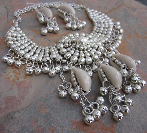 Beaded Choker Collar , Cowrie Shell Choker , Tribal Necklace Choker Jewelry set , silver plate metal beads , Kuchi Gypsy Banjara Boho Choker f1463