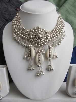 Beaded Choker Collar Cowrie Shell Choker f1463