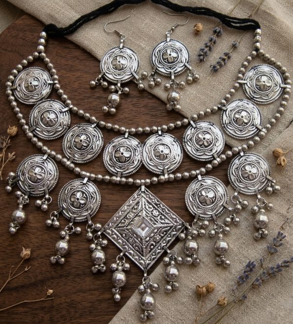 Stylish Navratri Special Necklace Jewellery Set With Earrings Set For Women f1362