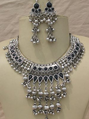 Silver Plated Oxidized Necklace f523