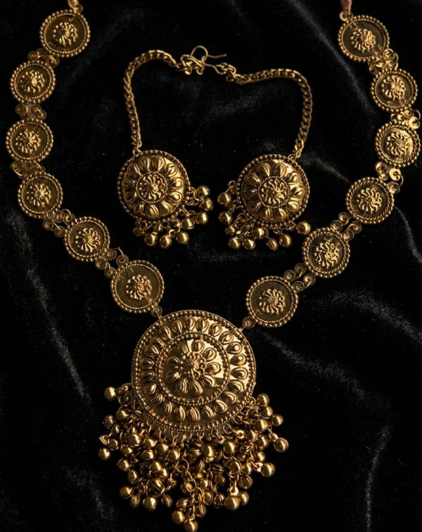 Designed a Kutchi Work Jewellery Log Set for Navratri Golden Oxidized y20