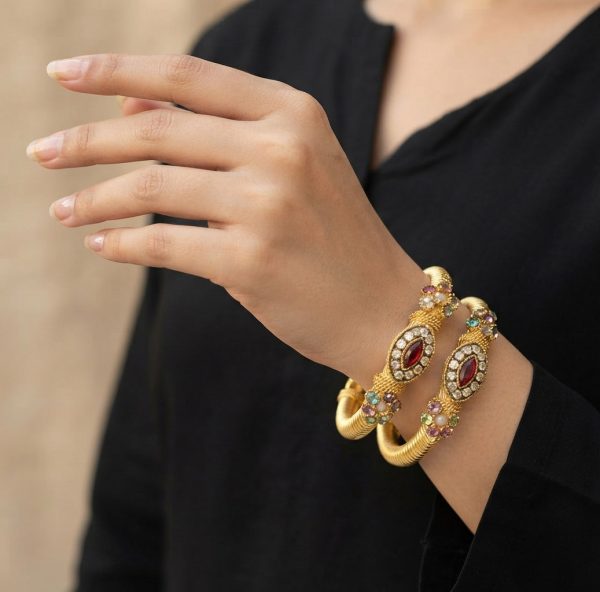 Golden Bracelets y2226