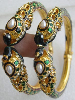 Golden Bracelets y2819