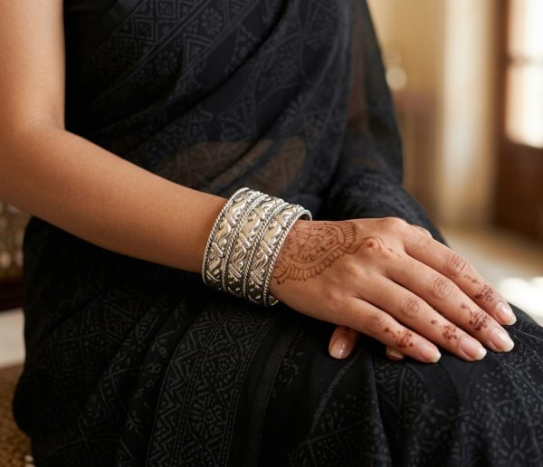 Silver Bracelets y538