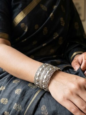 Kada Bracelet Silver Plated India Bollywood Sari dress girls y544