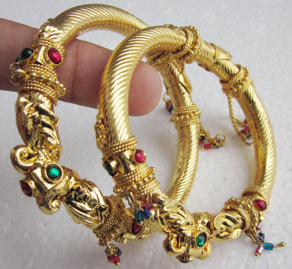Golden Bracelets y9044