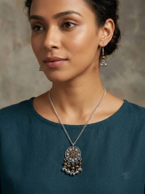 f1732 Chain Sweater Necklace