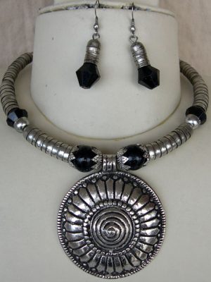 m27 Tribal Women Necklace